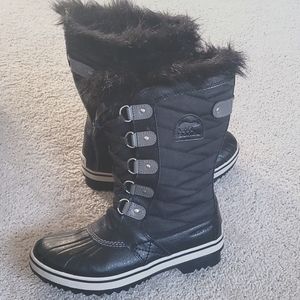 Sorel Girls Boots